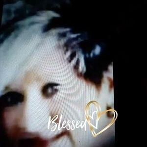 Meet your Posher, Patricia